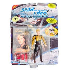 Star Trek The Next Generation LIEUTENANT NATASHA YAR 1994 Playmates NEW SEALED!